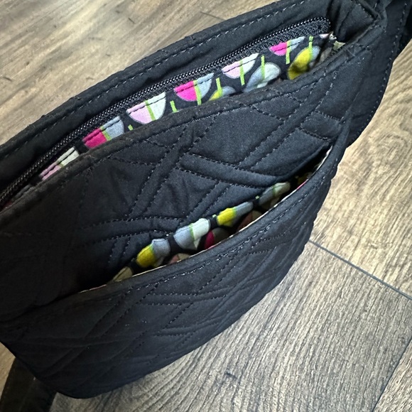 Vera Bradley Petite Double Zip Hipster Crossbody Bag in Classic Black * RETIRED - Picture 7 of 8